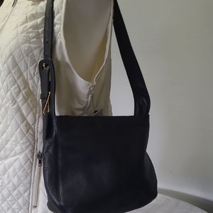 CROFT & BARROW BLACK GENUINE LEATHER W/ VINYL TRIM MEDIUM SHOULDER BAG FULL ZIPP